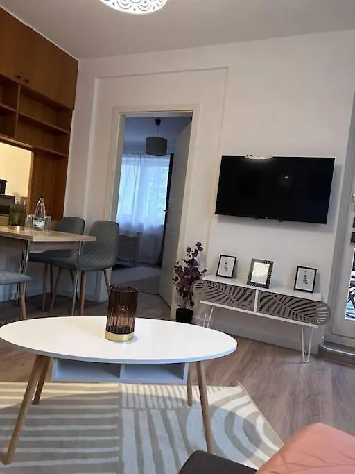 Cozy Apartment Mit Balkon I Wlan Dresden 0*,